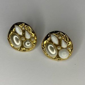 Vintage gold and white cluster earring.